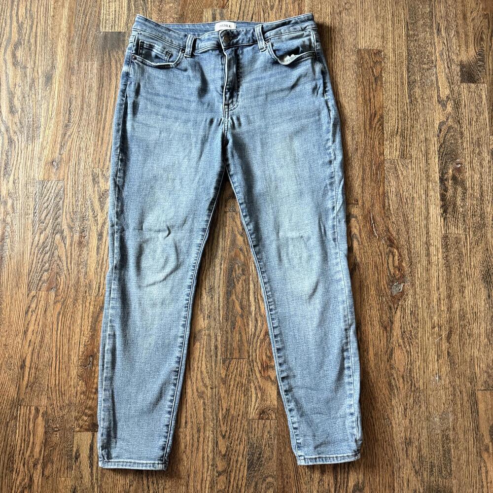 Pistola Women's Light Wash Casual Jeans, Size 31